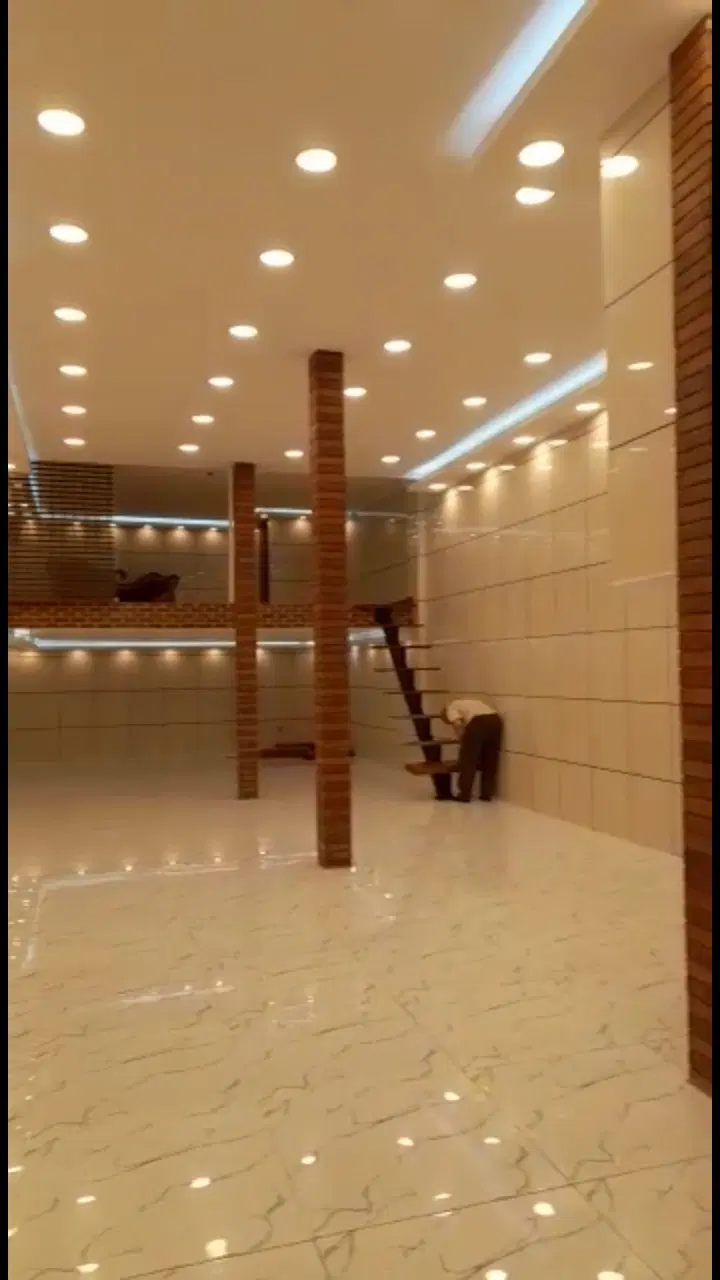 مغازه ۱۰۸ متری بحر اصلی خرمدشت