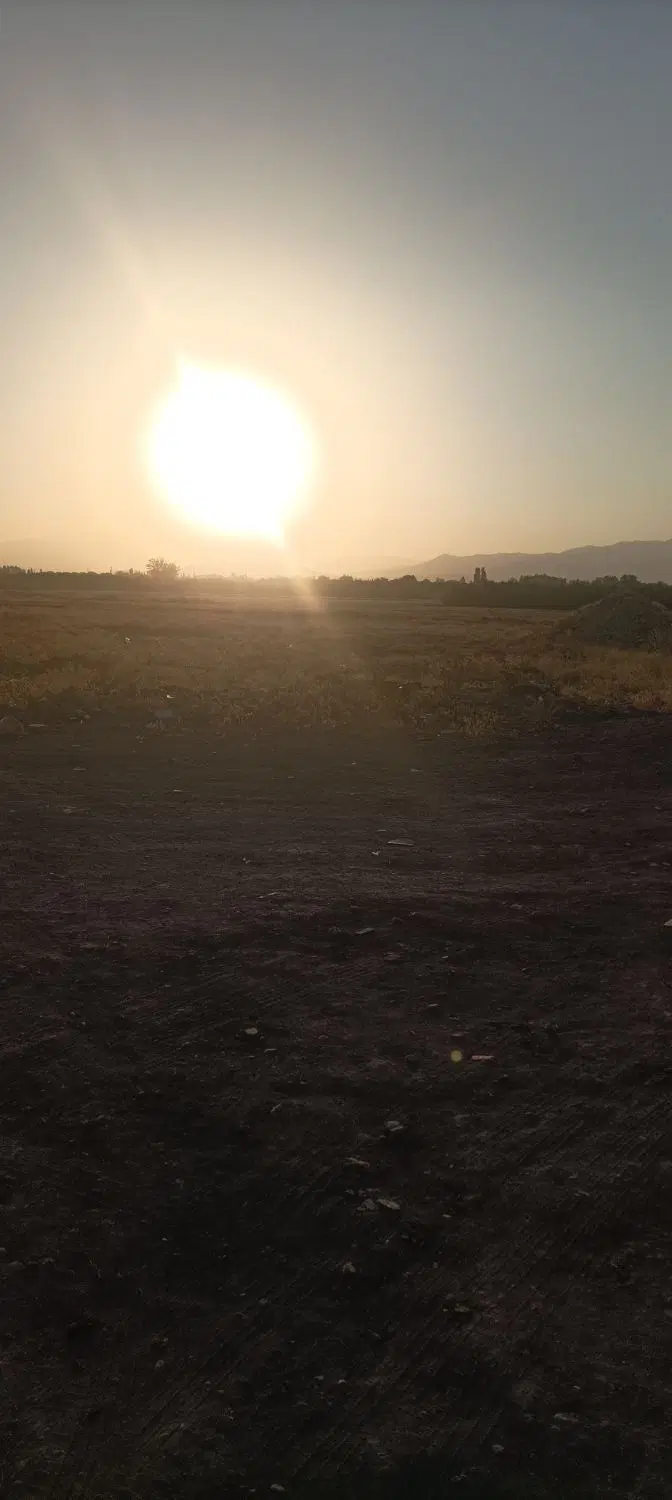 زمین مسکونی، خیابان چهل متری