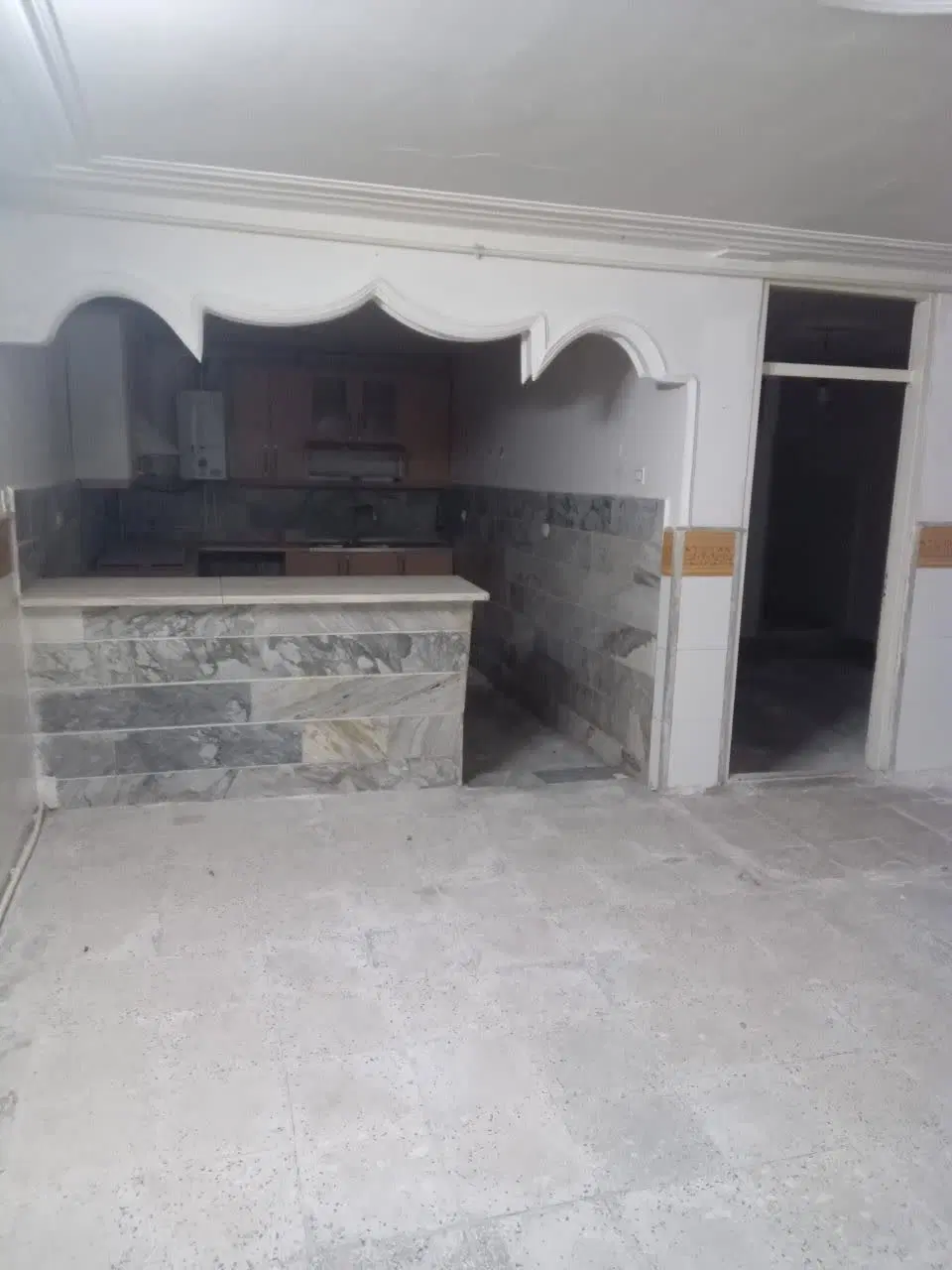 یک  واحد مسکونی اجاره داده میشود