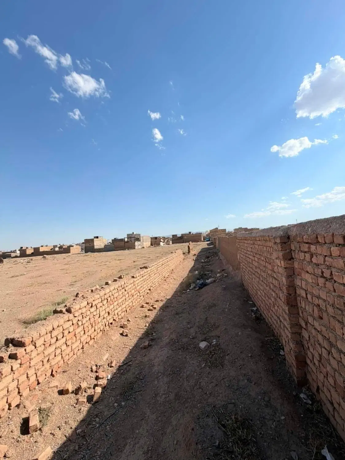 زمین 84 متری وحدت