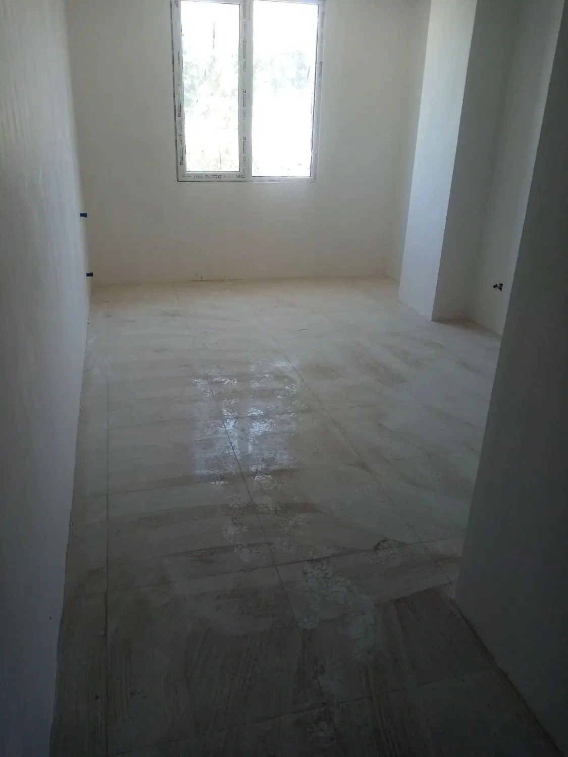 فروش آپارتمان 143 متری کلید نخورده