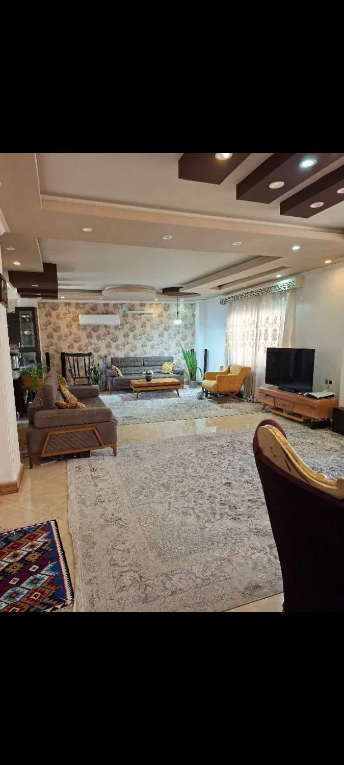 رهن و اجاره اپارتمان ۱۳۵ متری