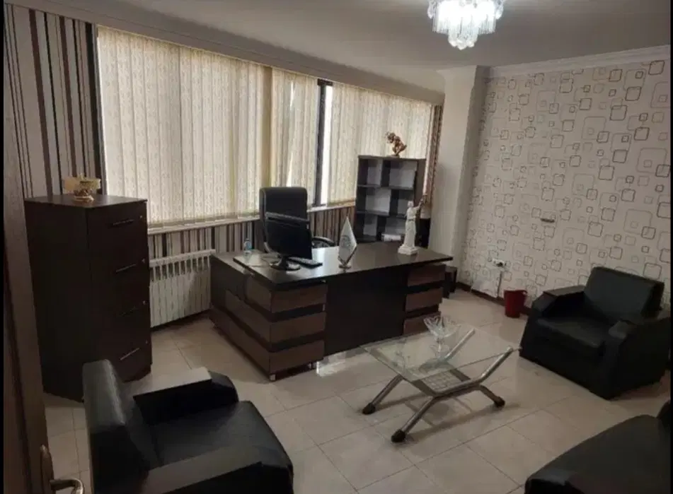 نیازمند همکار جهت شراکت در اجاره دفتر وکالت