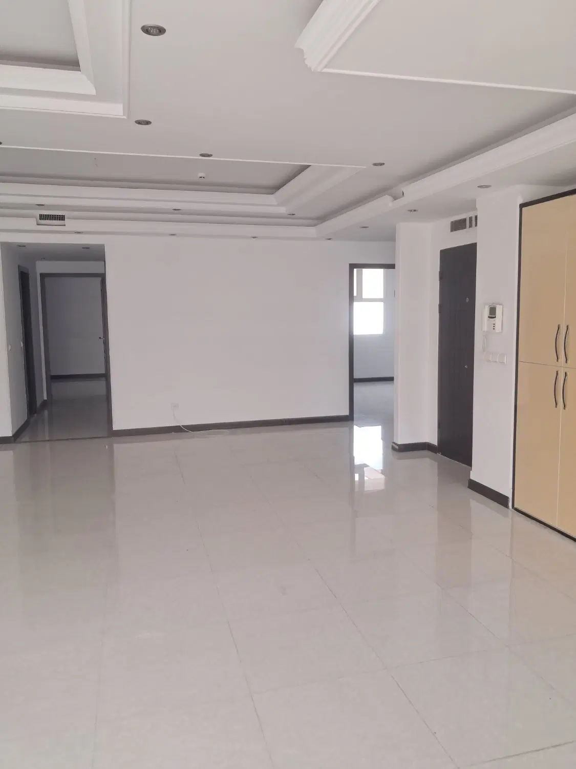 اجاره آپارتمان۱۲۵متر مستر دار شهرک غرب
