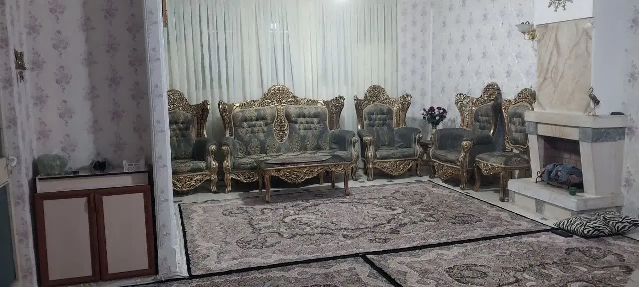 ۲۲۵ متری جنوبی