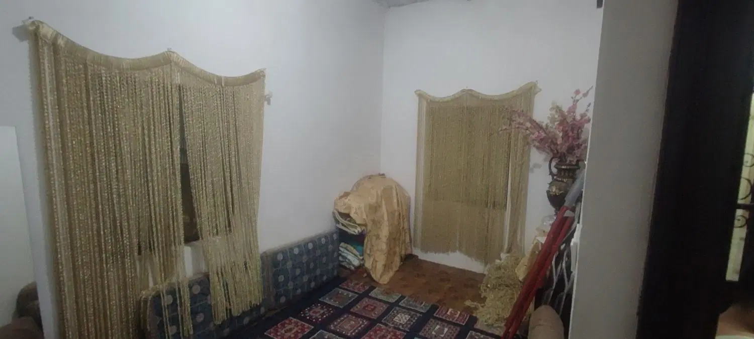 باغ ویلا ۶۰۰ متری چهار دیواری انشعابات اب برق