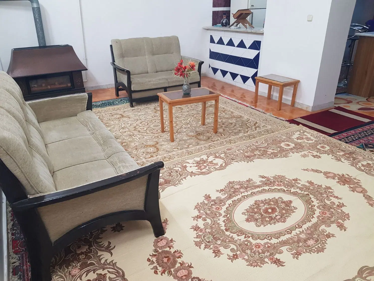 آپارتمان شیک تمیز با پارکینگ اختصاصی