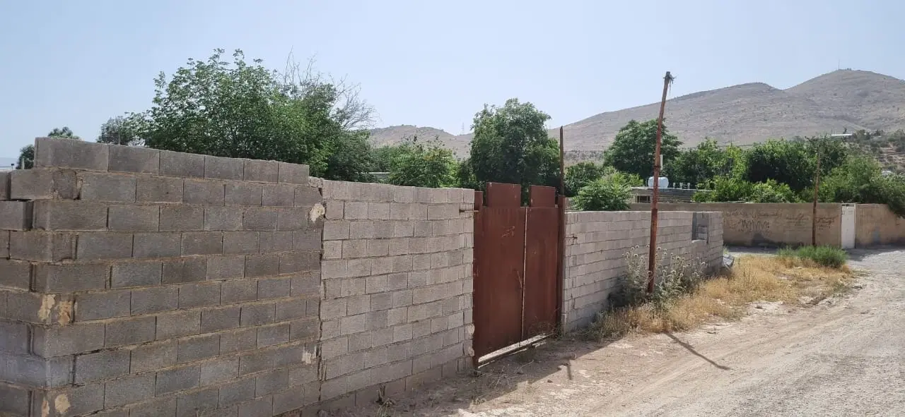 زمین ۵۰۰متری با دیوار سند فولنامه ای دستنویس