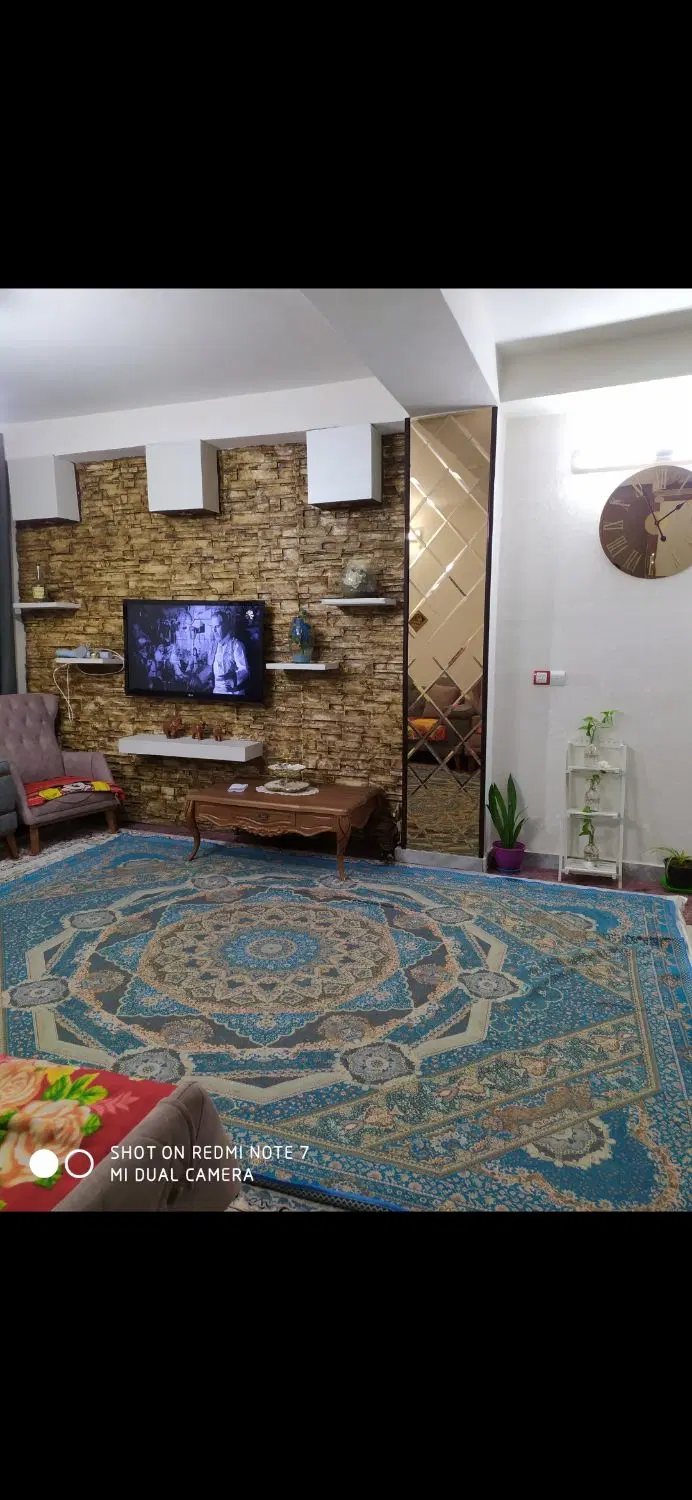 آپارتمان همکف جمهوری مجتمع گدار کار