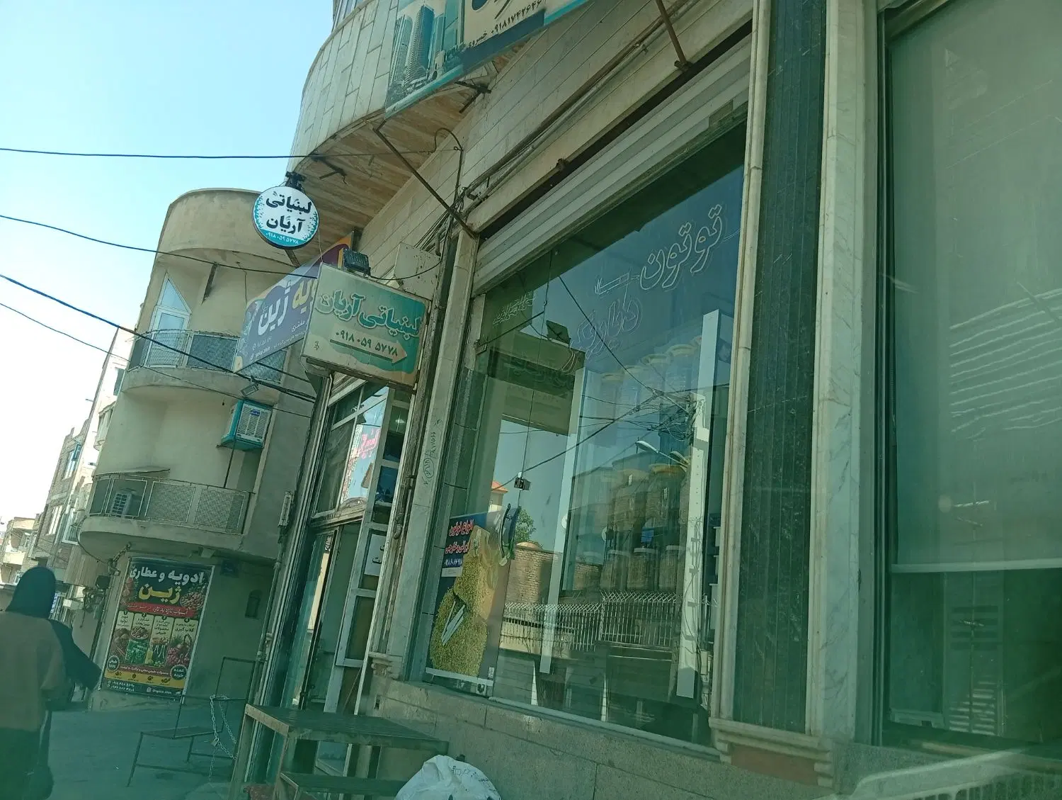 اجاره مغازه دورمیدان شهدا