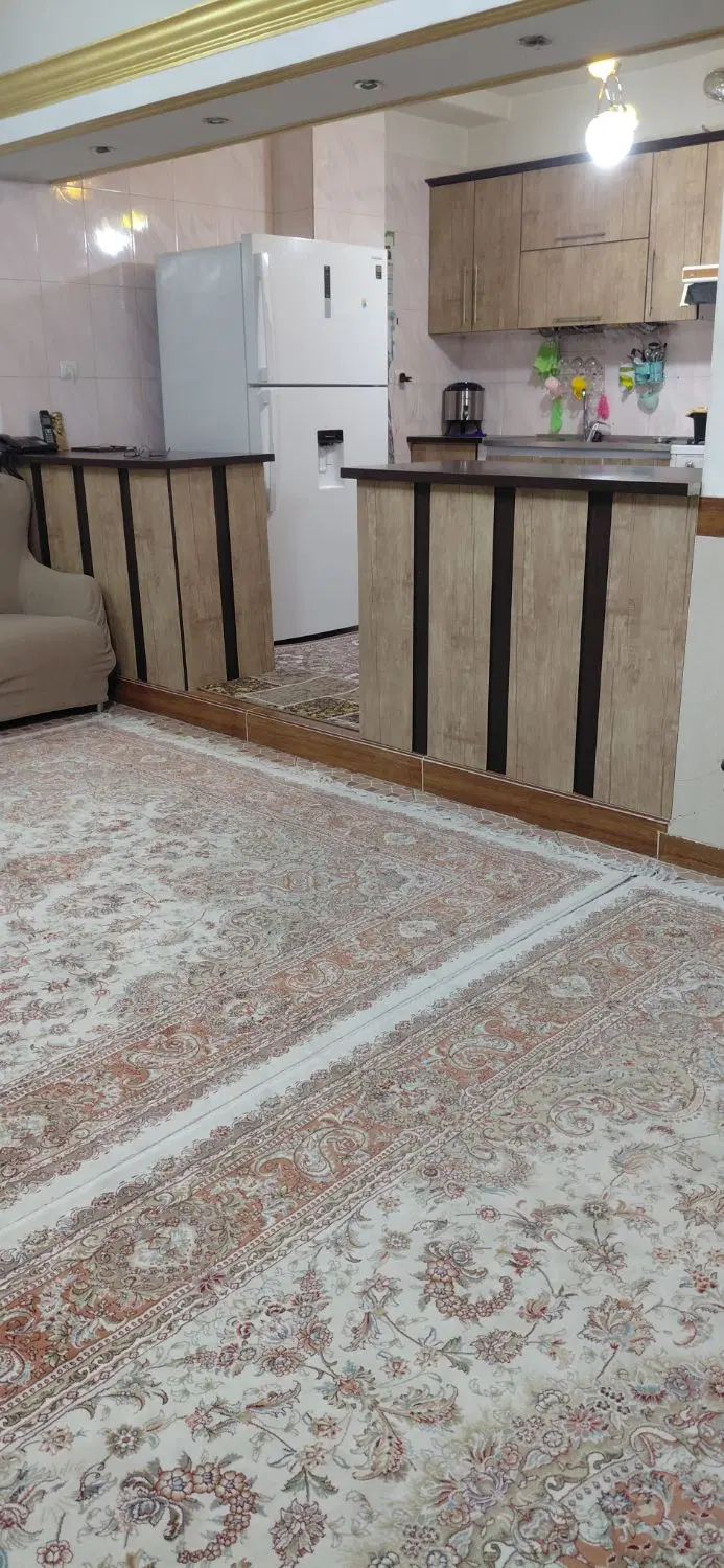 ۸۰متر دو خواب احسانیه