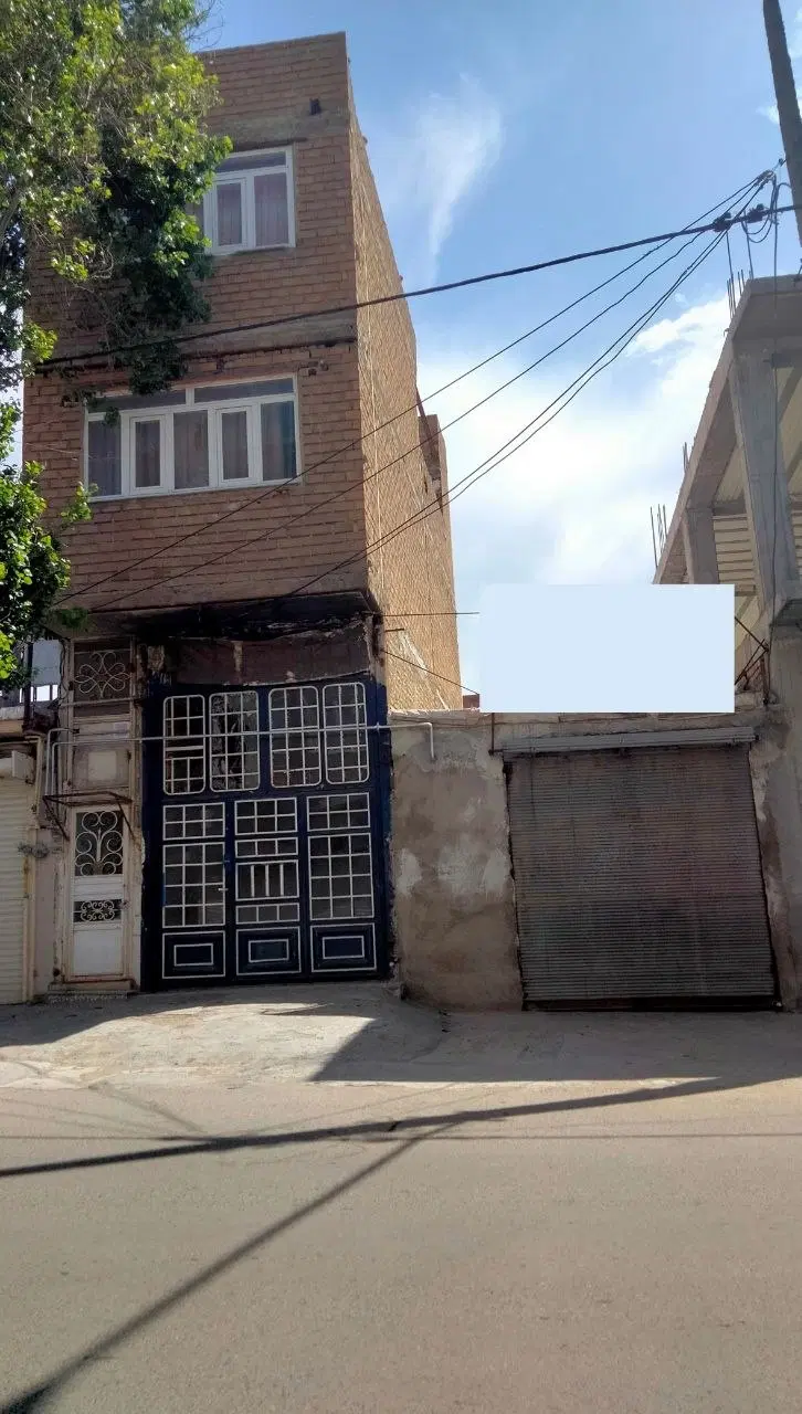 ملک تجاری مسکونی