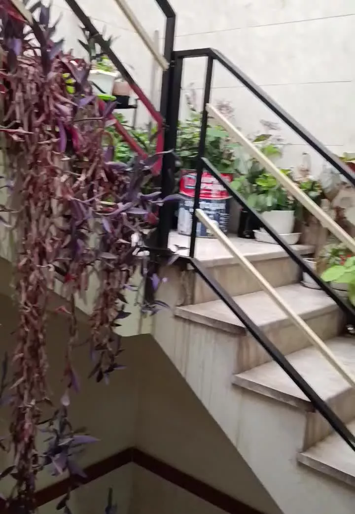 ۶۵متر پارکینگ اختصاصی خ اطلاعات تخلیه