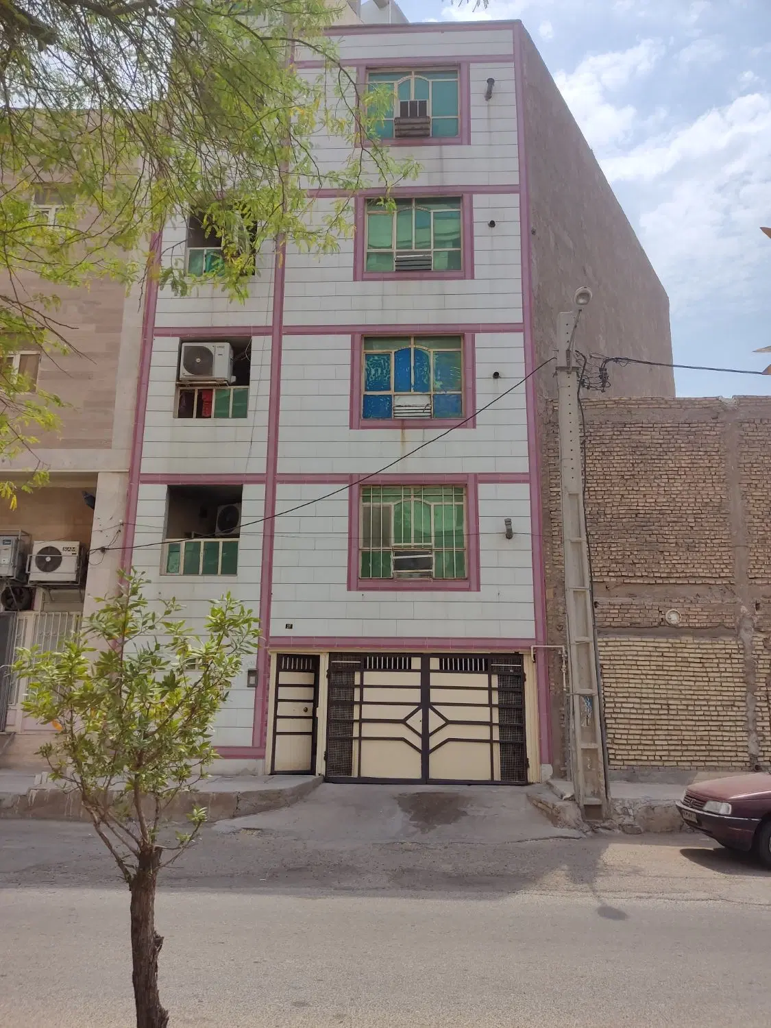آپارتمان تک واحدی85متری
