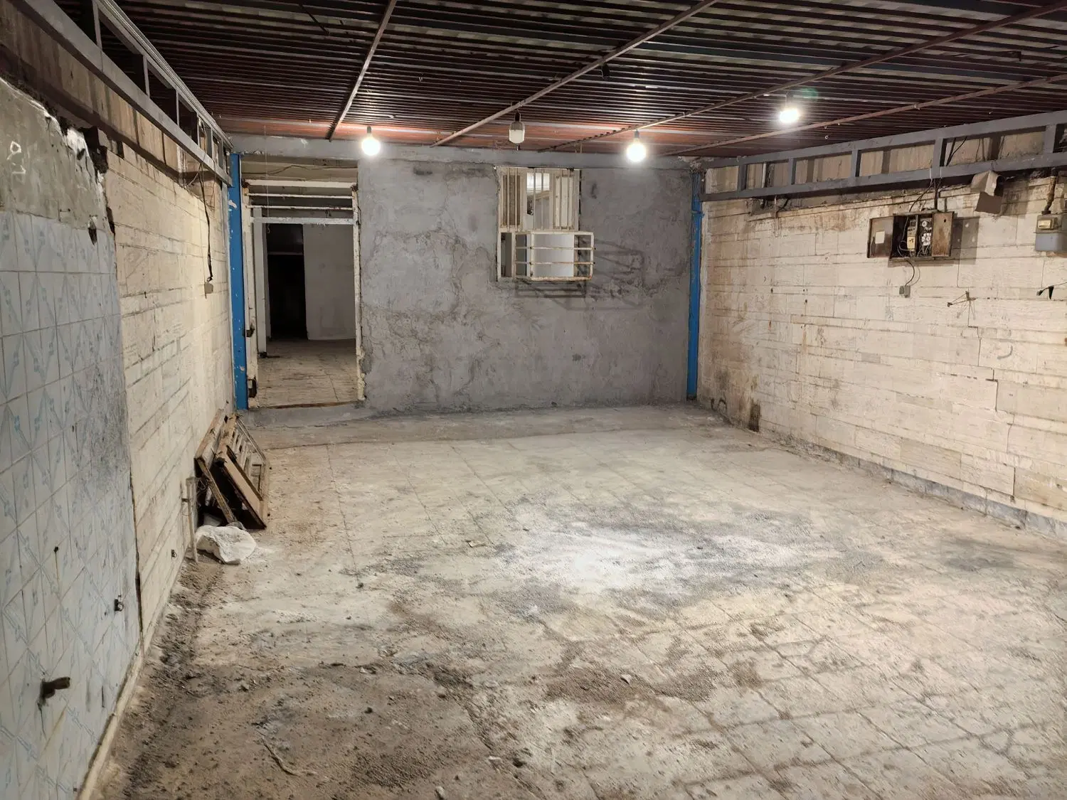ملک ۱۵۰ متری_تجاری_ قابل معاوضه