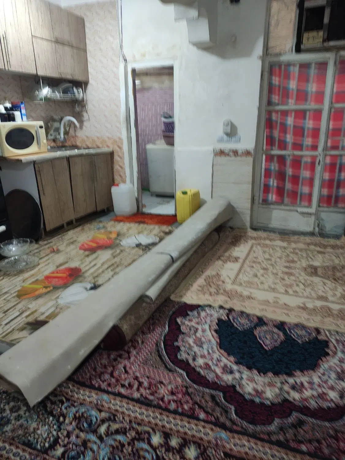 منزل رهن و اجاره داده میشود