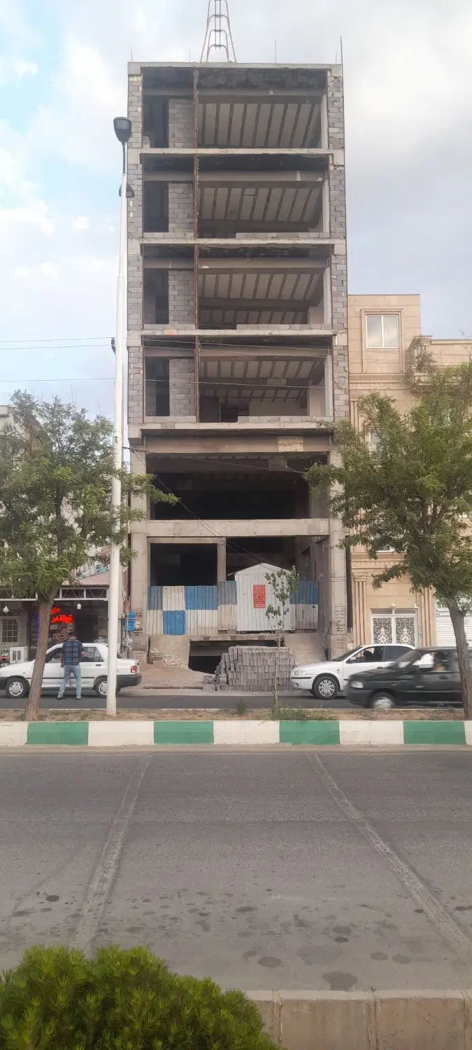 فروش ساختمان نیمه کاره
