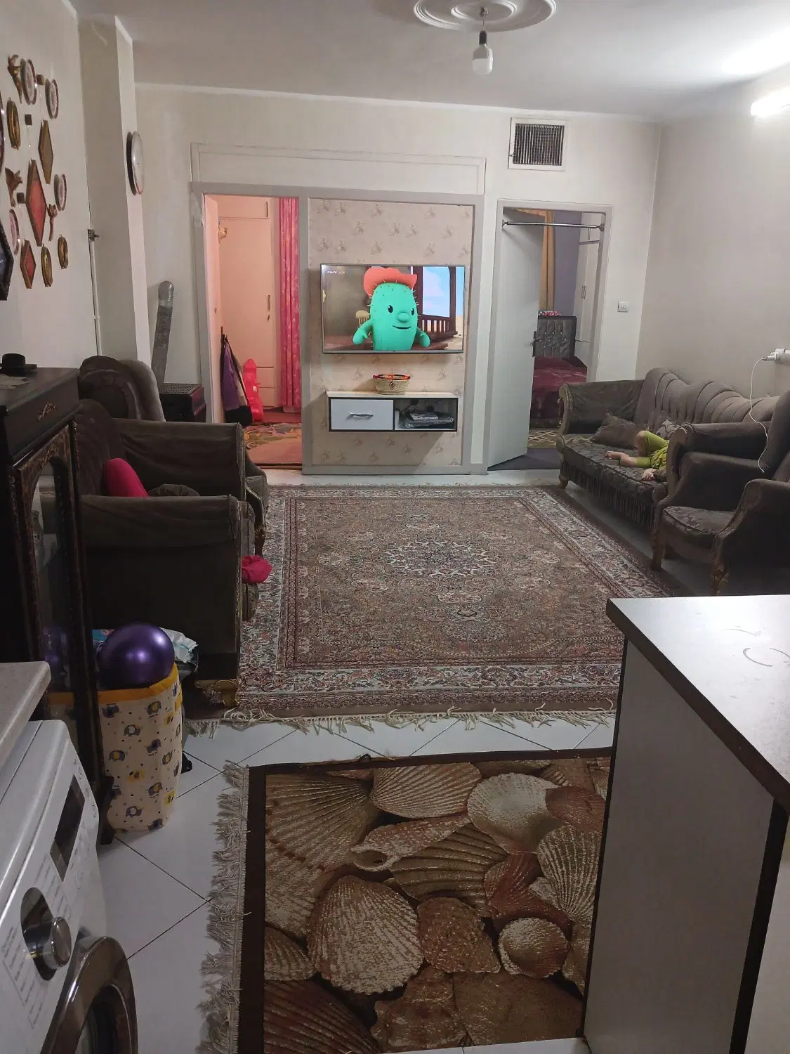 مختاری ۶۱ متر دوخوابه تک واحدی