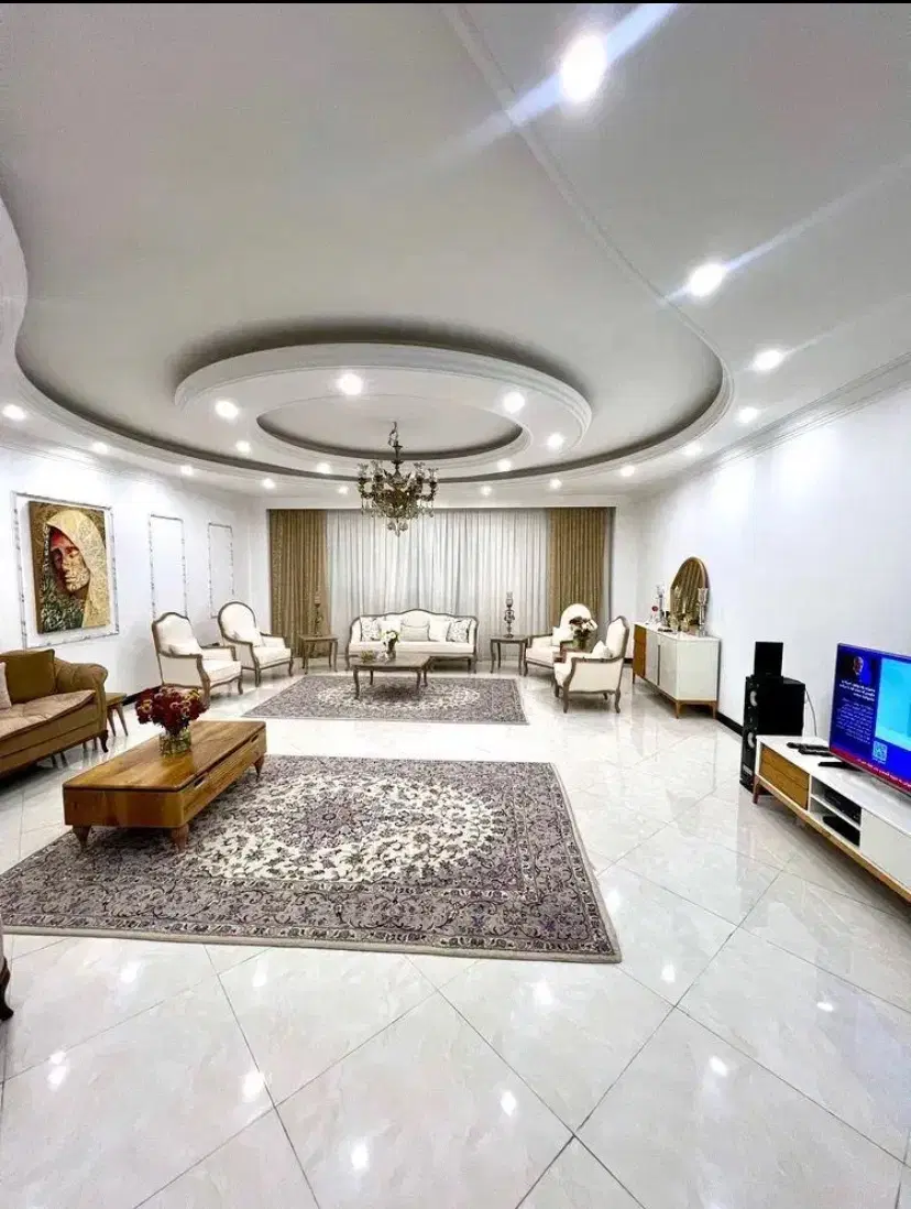 ۸۰متری سند دار پارکینگ اختصاصی
