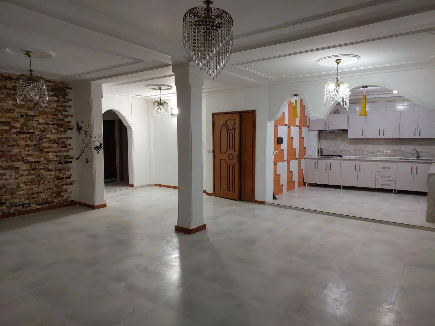 رهن آپارتمان ۱۰۰ متری خیابان دشتستانی