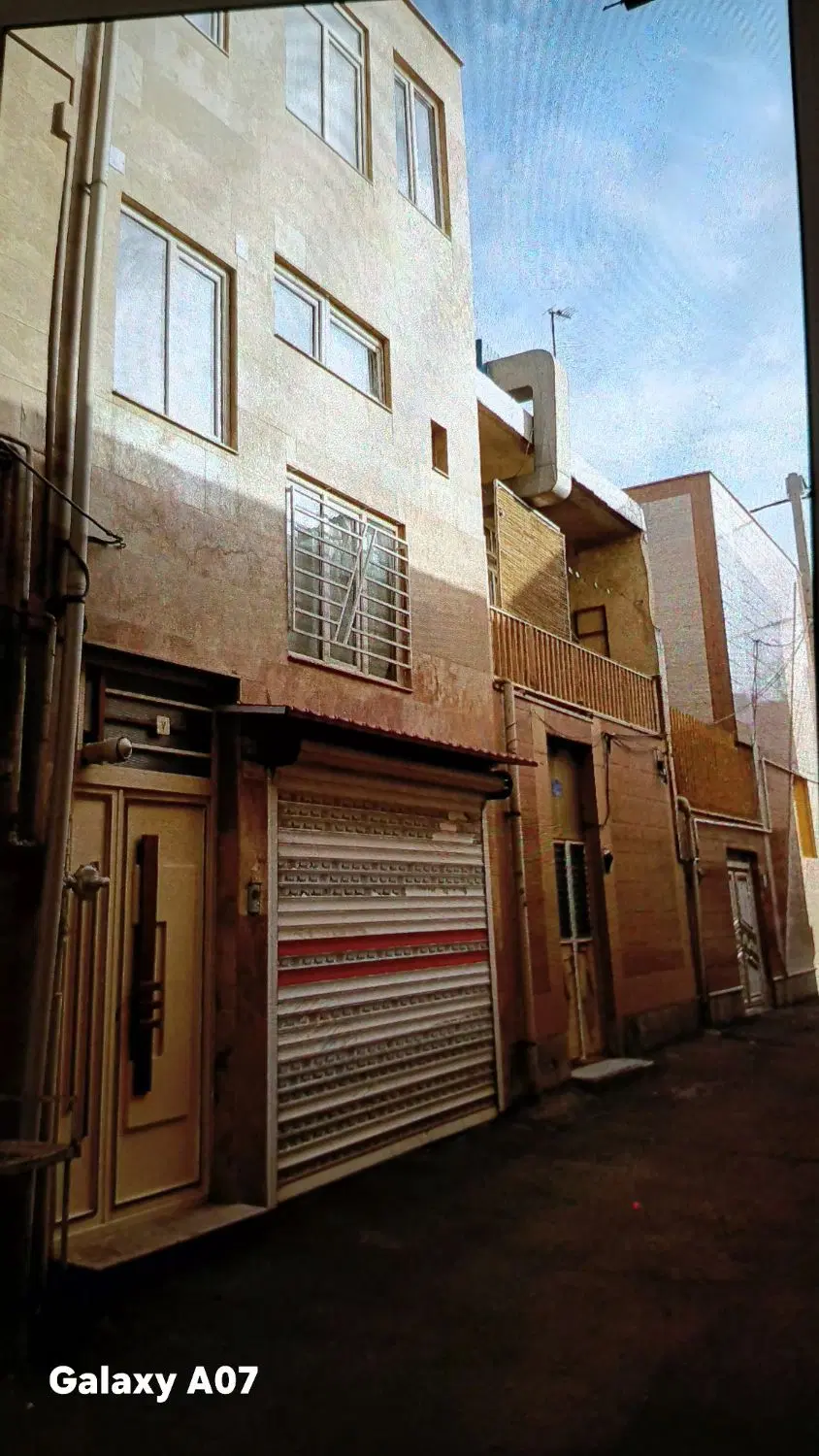 ویلایی خیابان گلشن