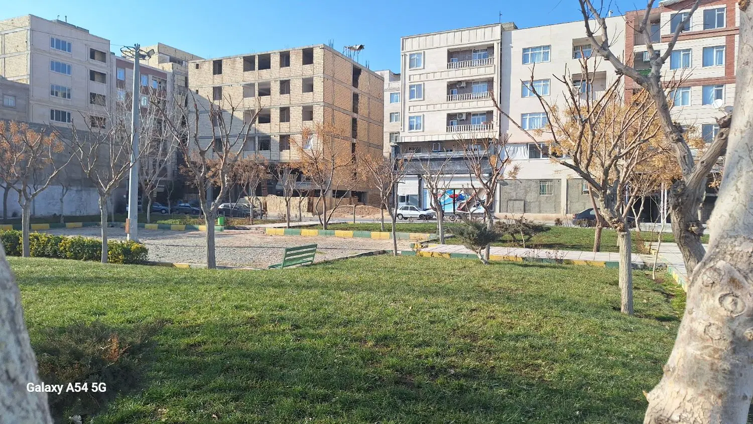 آپارتمان 148متر 2 نبش با پارکینگ،انباری،آسانسور