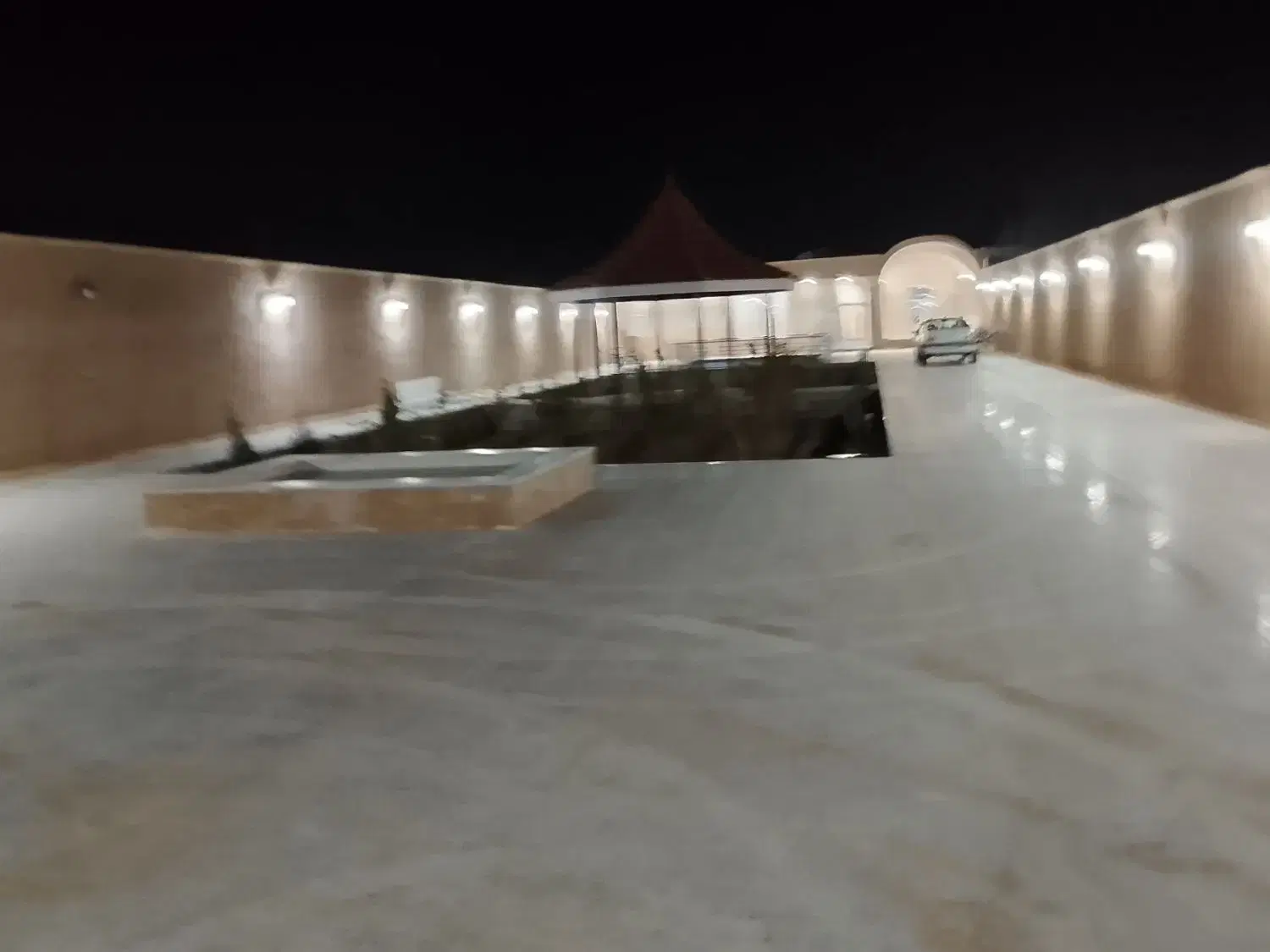 ویلا باغ ۱۰۰۰ متری مناسب تولد با ۱۶۰ متر زیربنا