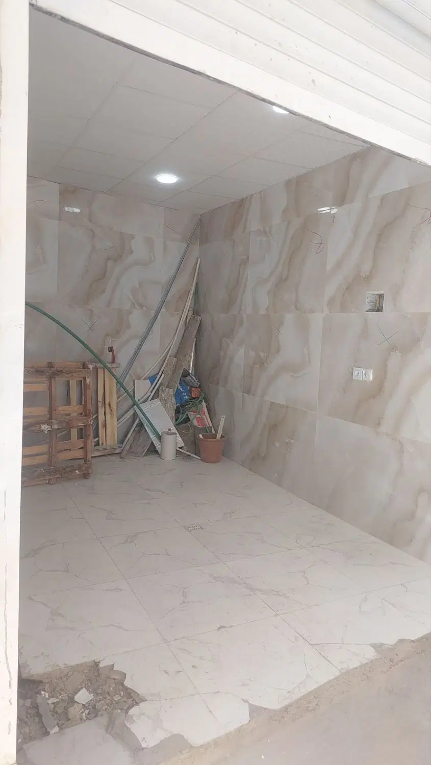 مغازه در دارایی میدان امام حسین مفتح