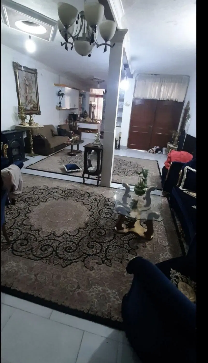 ۹۰متری ۲خواب همکف
