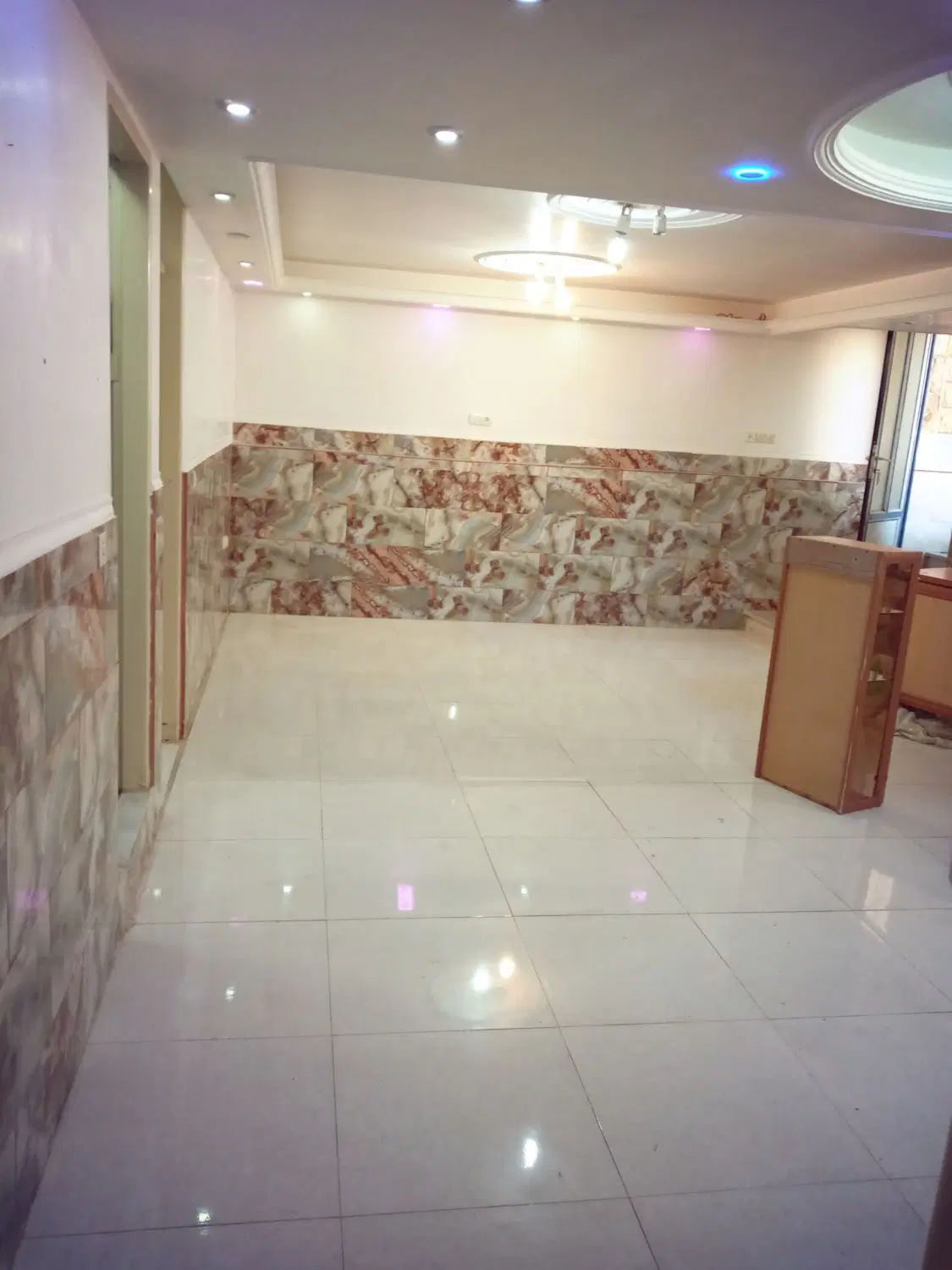 ویلایی نیم طبقه رهن  360 اجاره 4