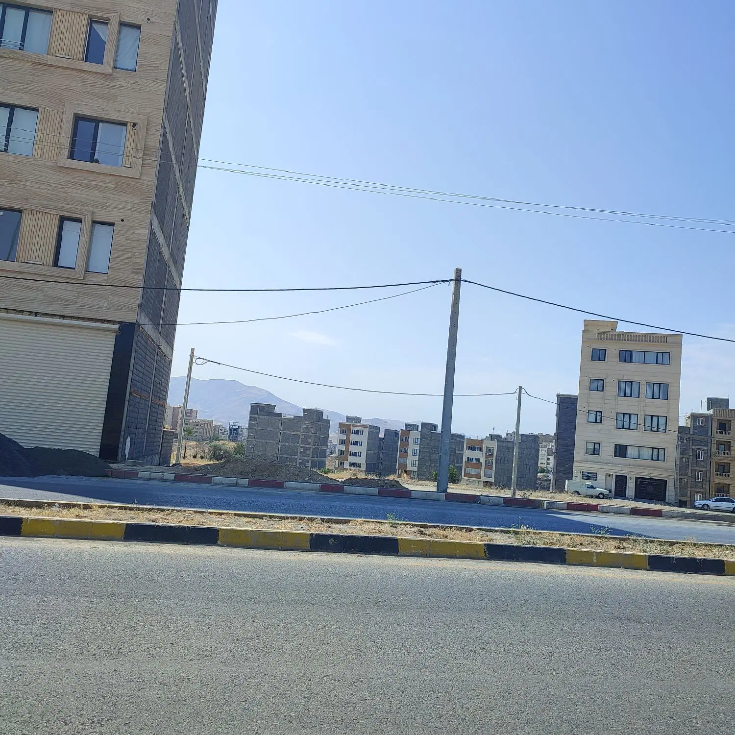 بلوار کردستان ، ساحلی