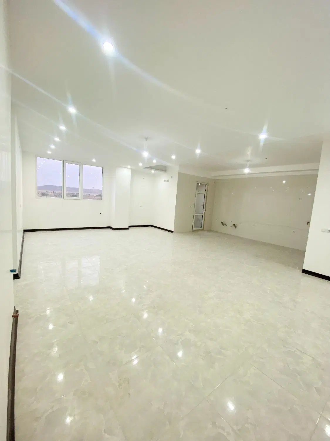 اپارتمان در مامونیه( زرندیه)