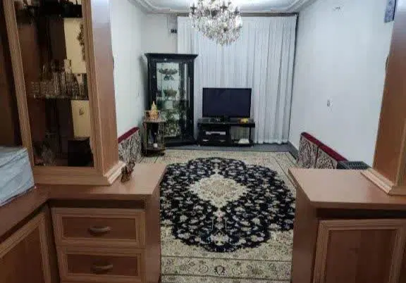 60 متر آپارتمان واقع در تاکستان