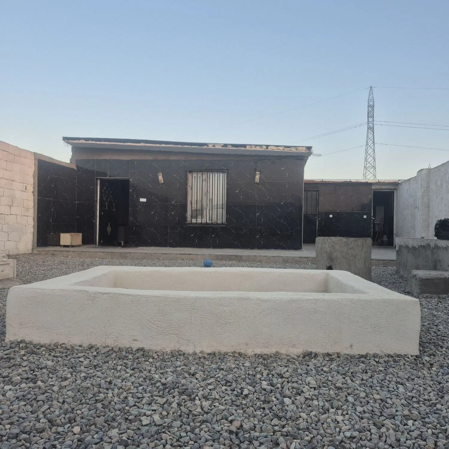 باغچه 250متری با 40متر بنا