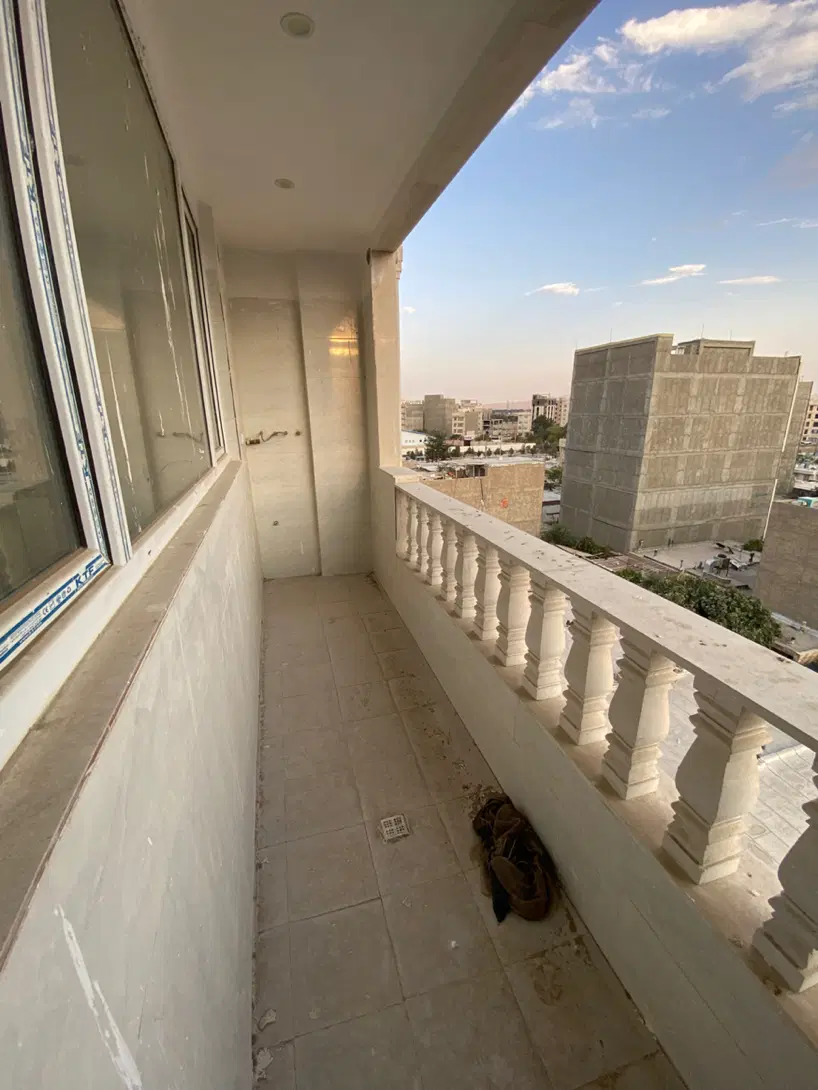 واوان ۸۰ متر نوساز