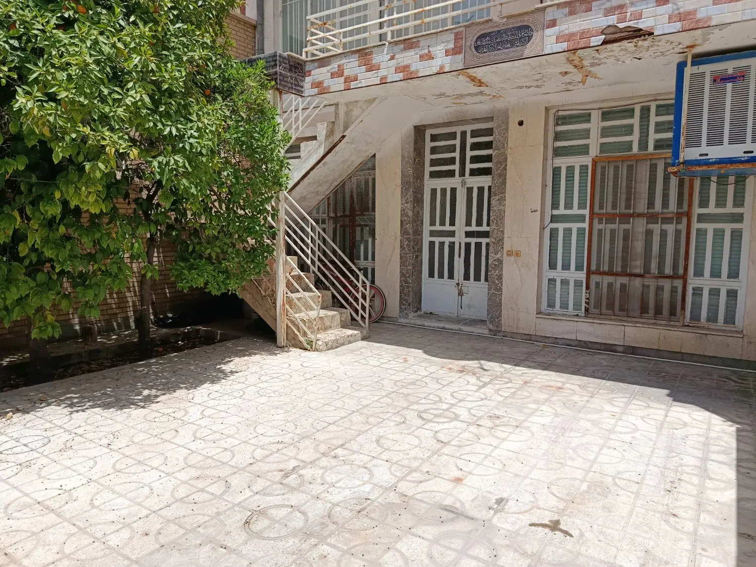 ۱۳۶متر دو طبقه عبیر آمیز