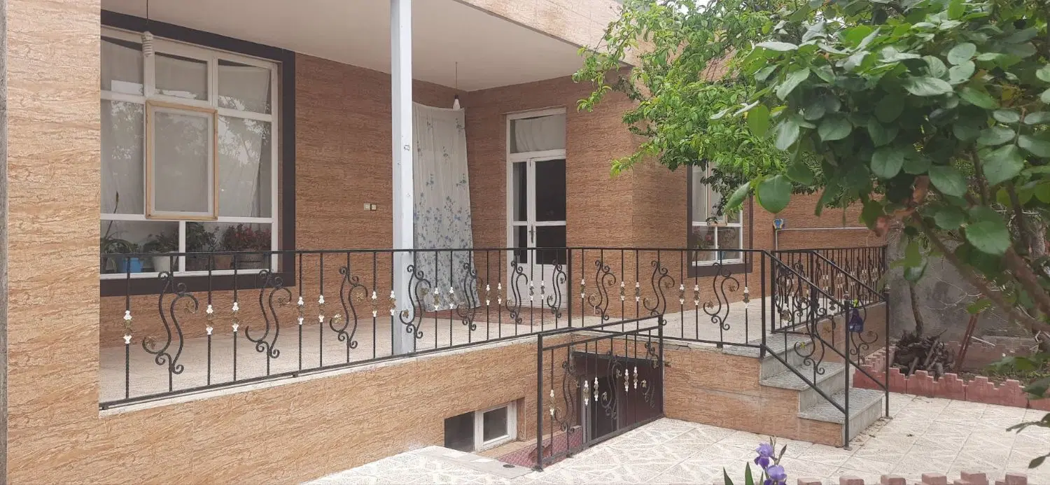 حیات مسکونی