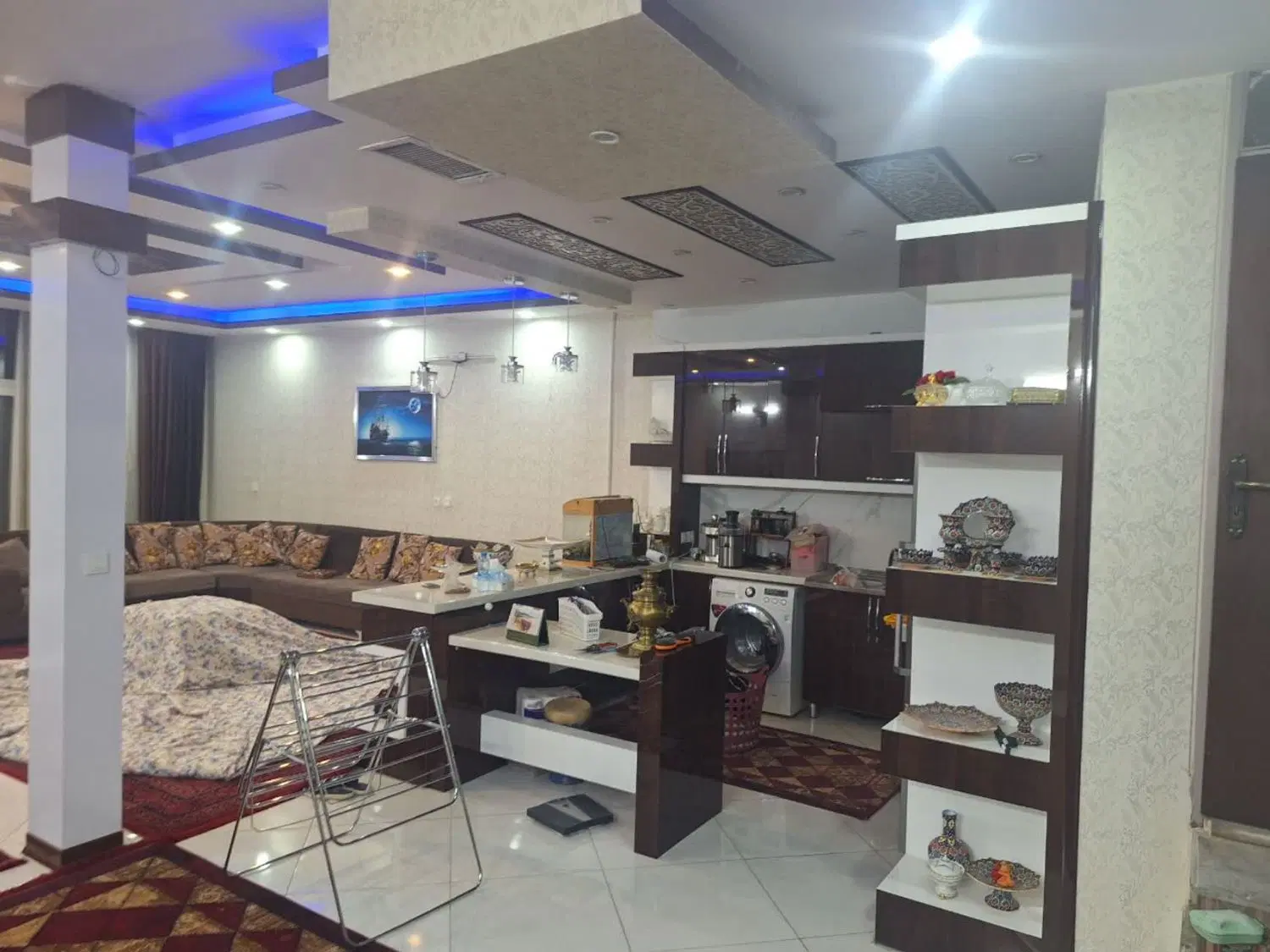 فروش دوطبقه جنوبی ۴۰۰ دستگاه