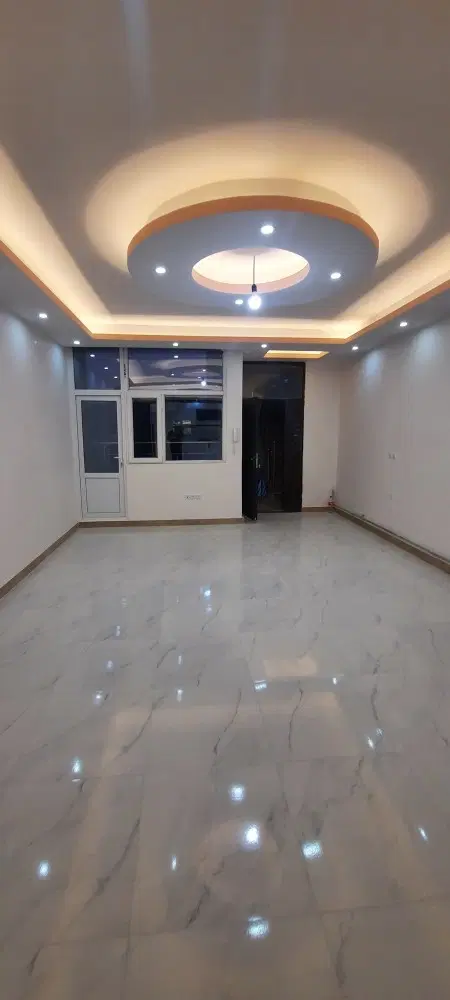 خانه ی دوطبقه با ورودی جداگانه