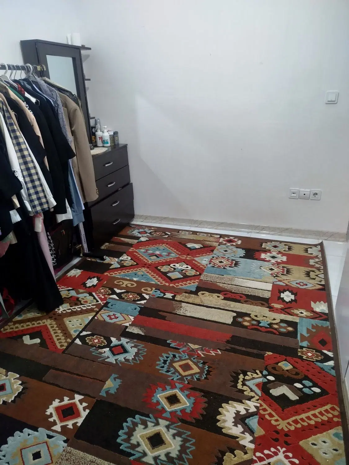 خانه ۶۰ متری ۲طبقه هرطبقه مجزامیباشد