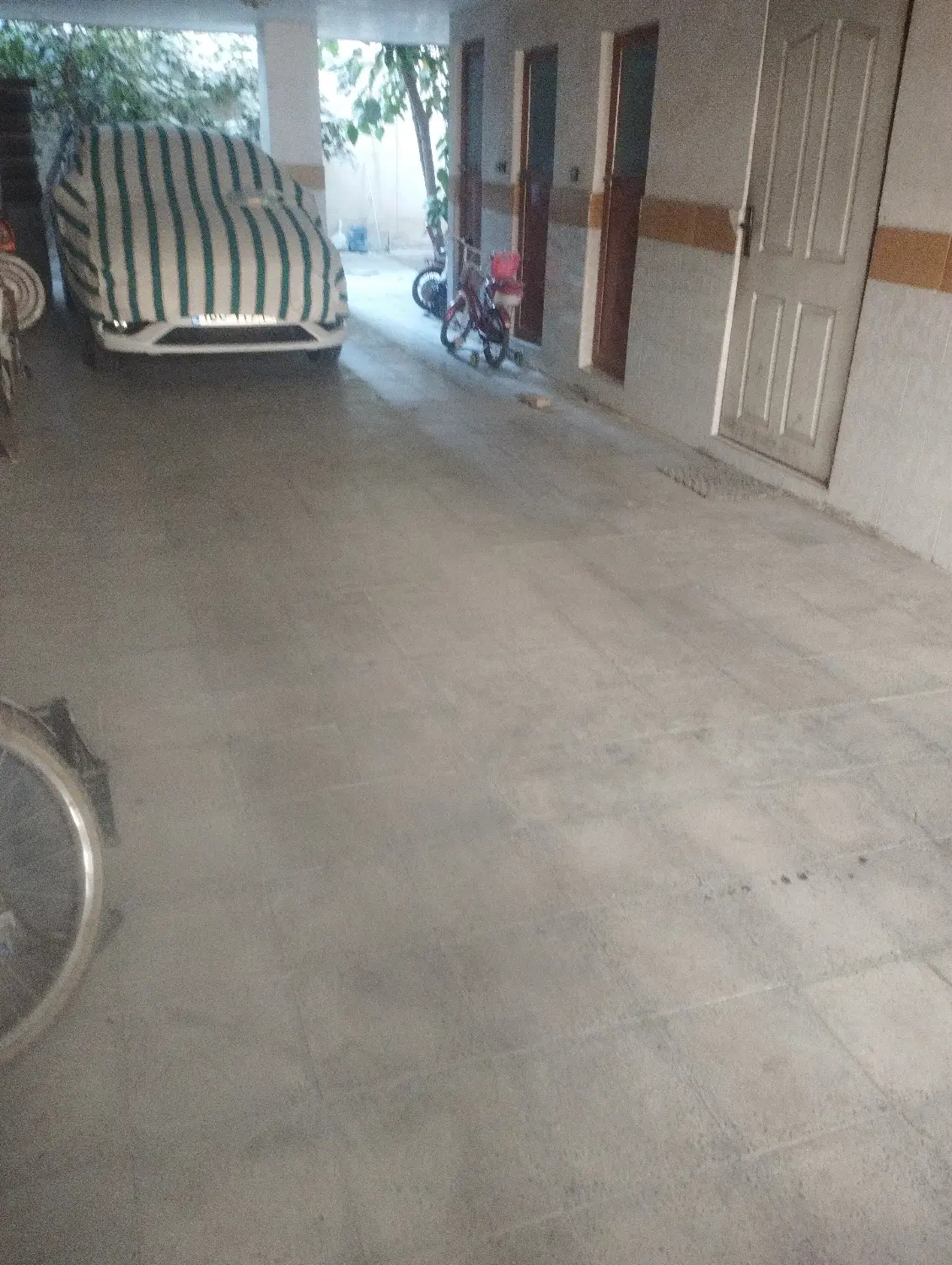 اجاره پارکینگ مسقف ۲۰ متری
