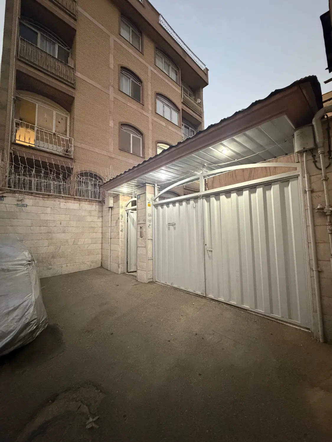 فروش اپارتمان منیریه