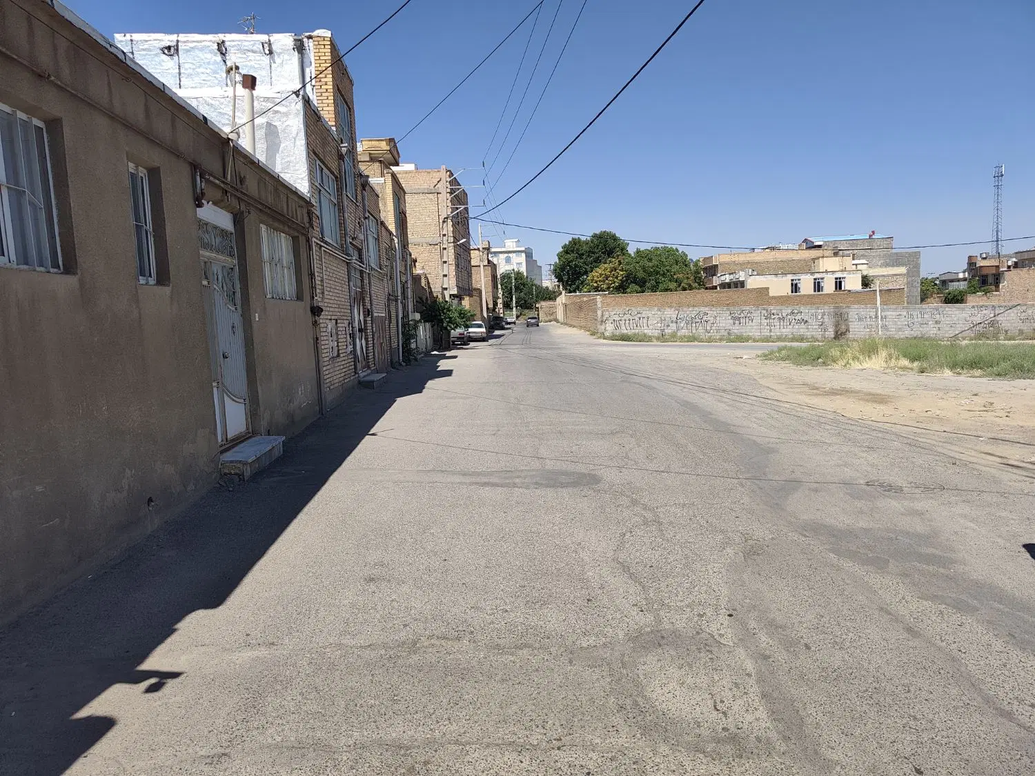 فروش خانه، ملک ، حیاط