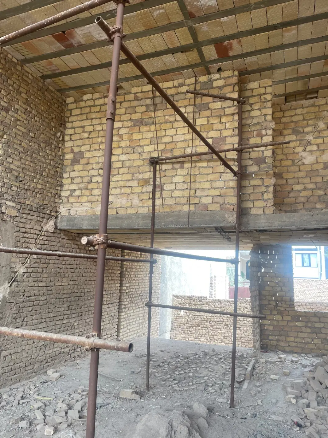نیمه ساز بلوار جمهوری