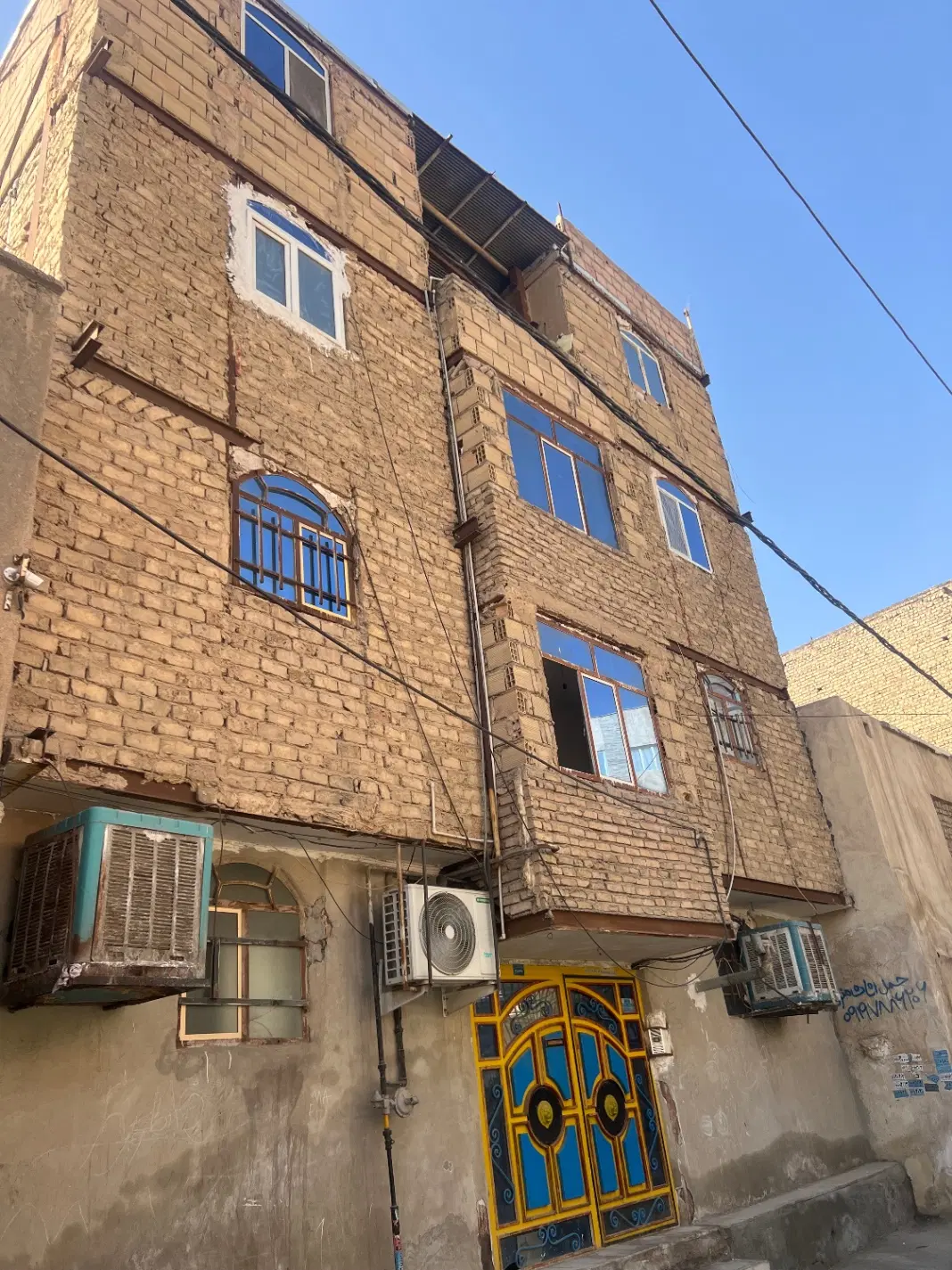 آپارتمان ۷۵ زیر قیمت