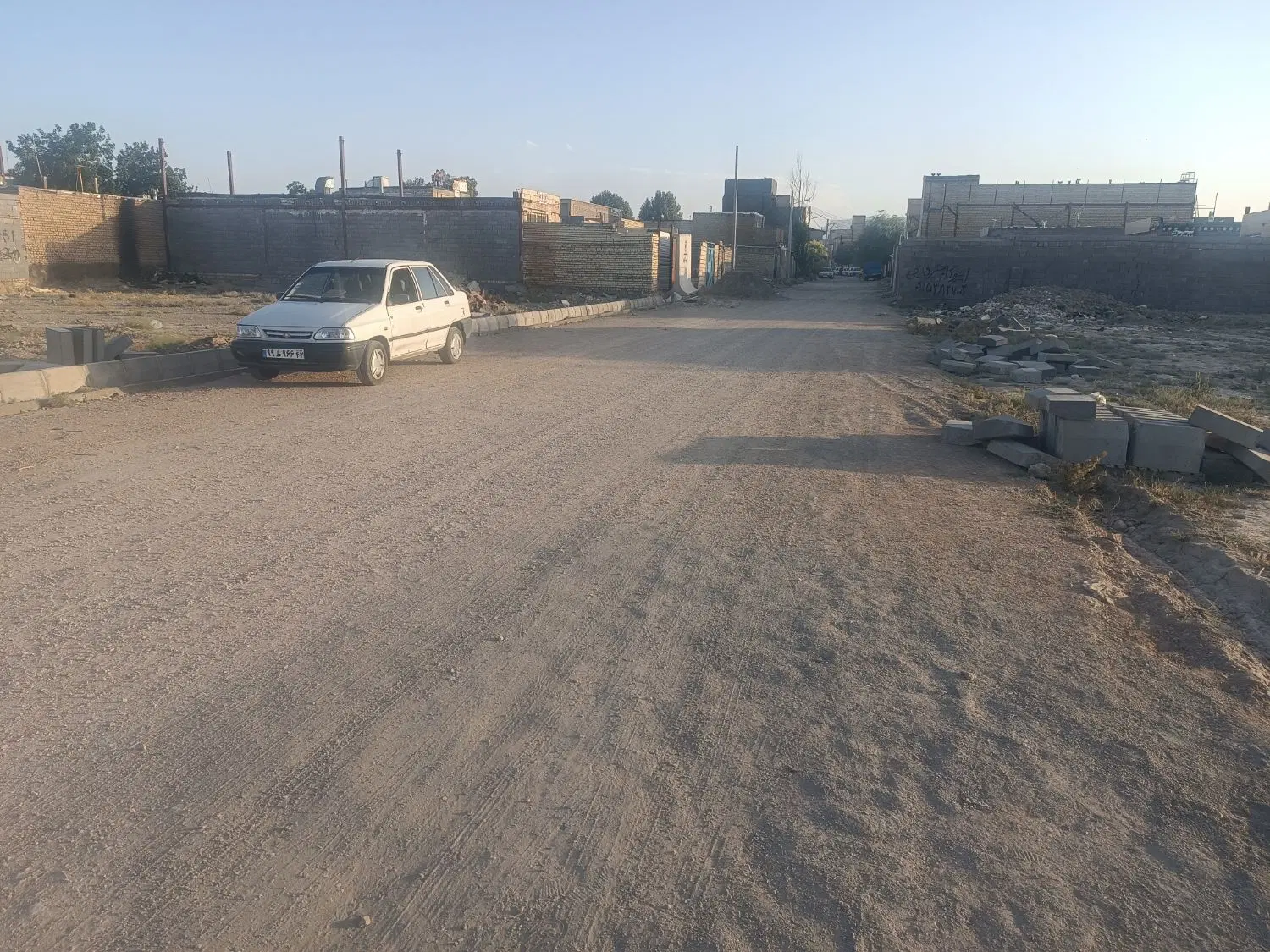 زمین مسکونی حاشیه کاشانی