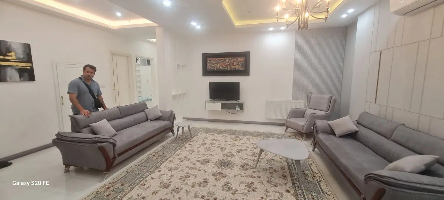 حاشیه خیابان امام رضا آپارتمان ۲خوابه شیک