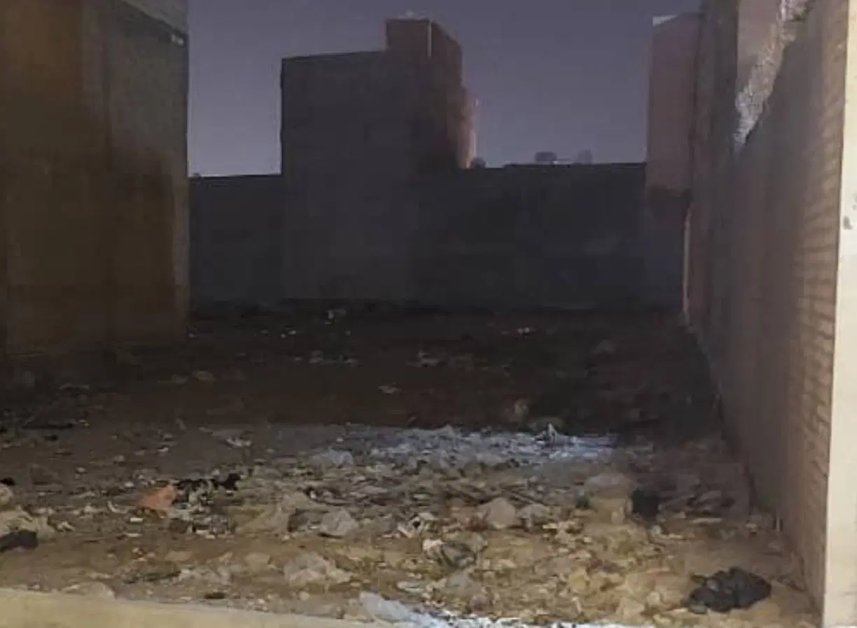 زمین ۳۰۰ متر مسکونی فاز ۱ (آبادان) سندتک برگ