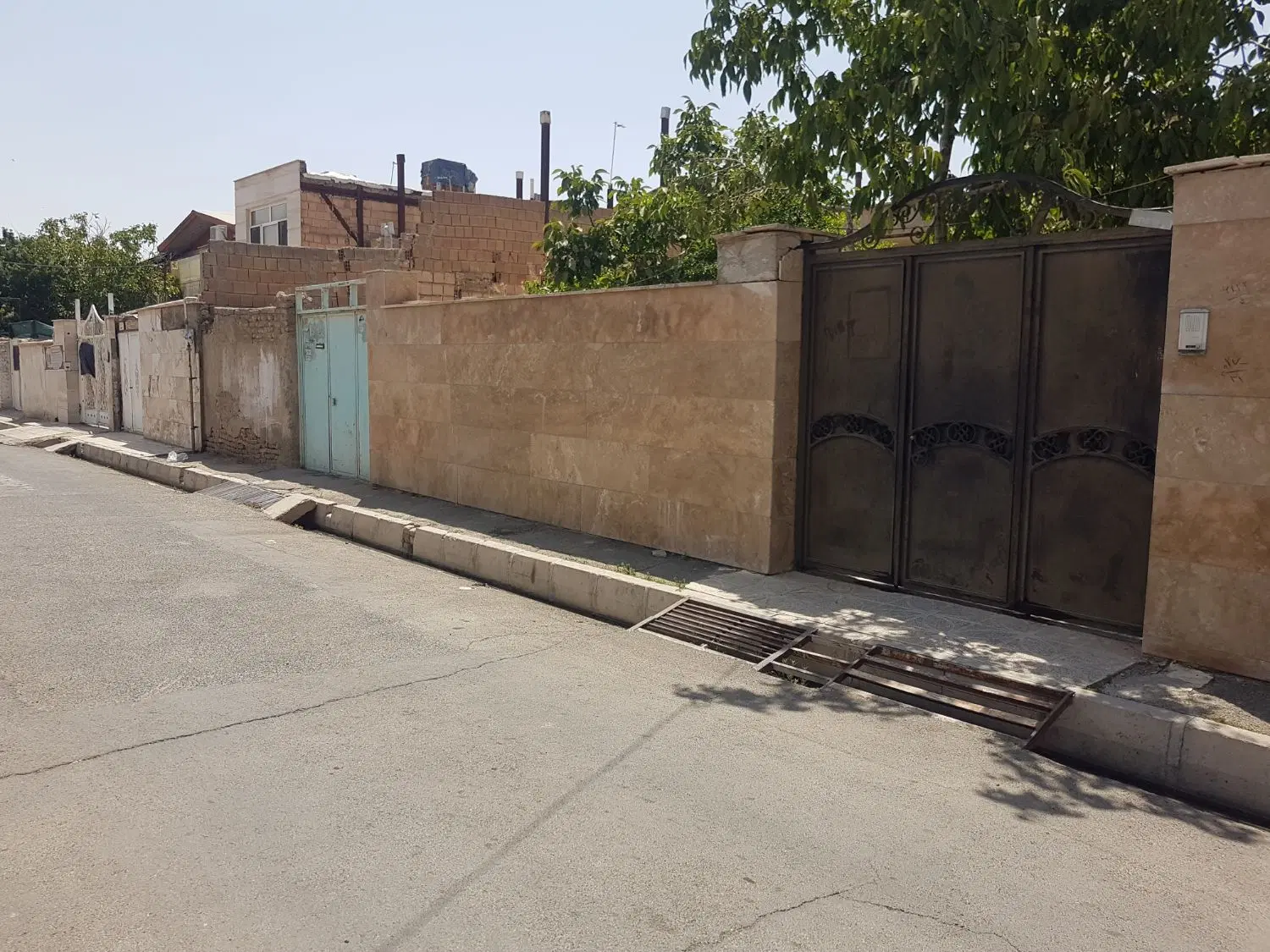 زمین ۱۶۲ متری در نظرآباد