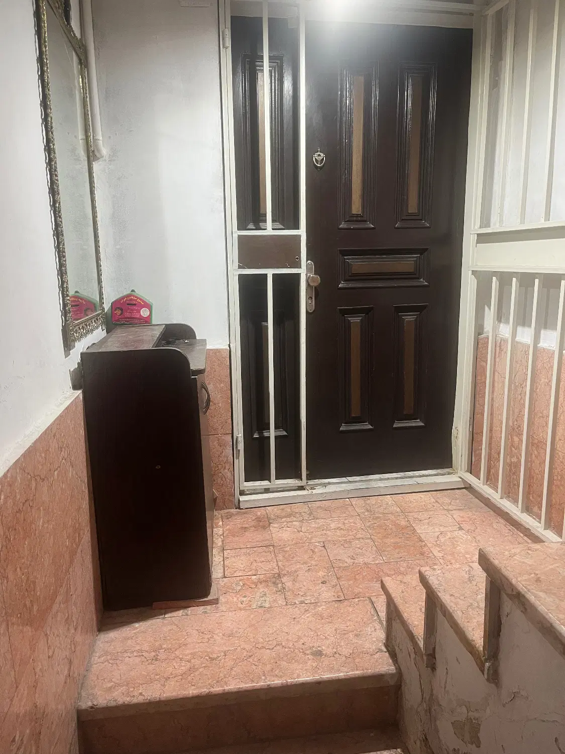 آپارتمان دو طبقه